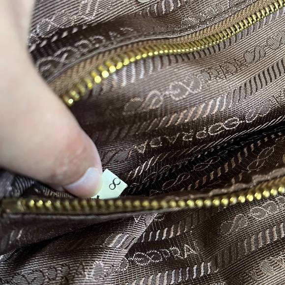 PRADA TOTE - Picture 12 of 16